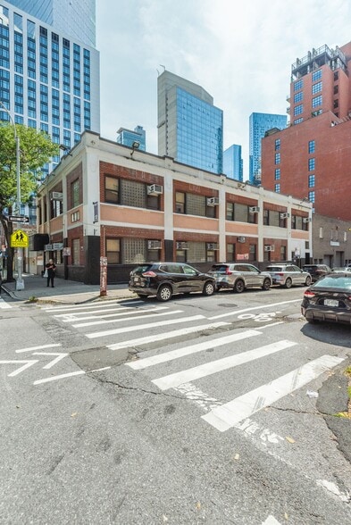 More Photos Of 2804 41st Ave, Long Island City Apartments For Sale