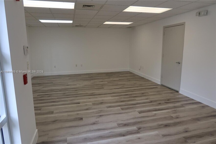 Primary Photo Of 1835 NW 112th Ave, Miami Warehouse For Lease