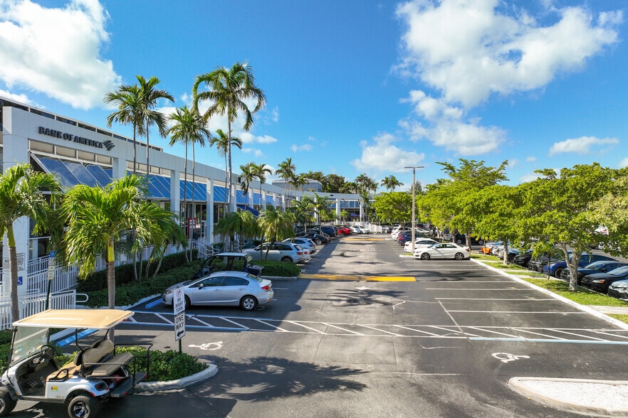 More Photos Of 260 Crandon Blvd, Key Biscayne Bank For Sale