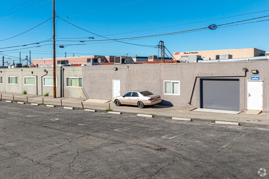 More Photos Of 410 N Varney St, Burbank Warehouse For Sale