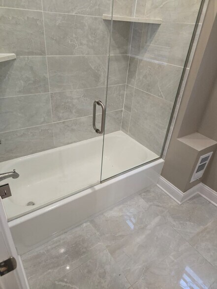 More Photos Of 35 N Mayfield Ave, Chicago Apartments For Sale