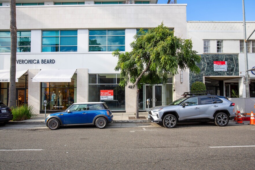 More Photos Of 423-427 N Beverly Dr, Beverly Hills Office For Lease