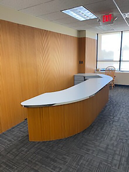 More Photos Of 7700 Brushhill Rd, Burr Ridge Loft Creative Space For Lease