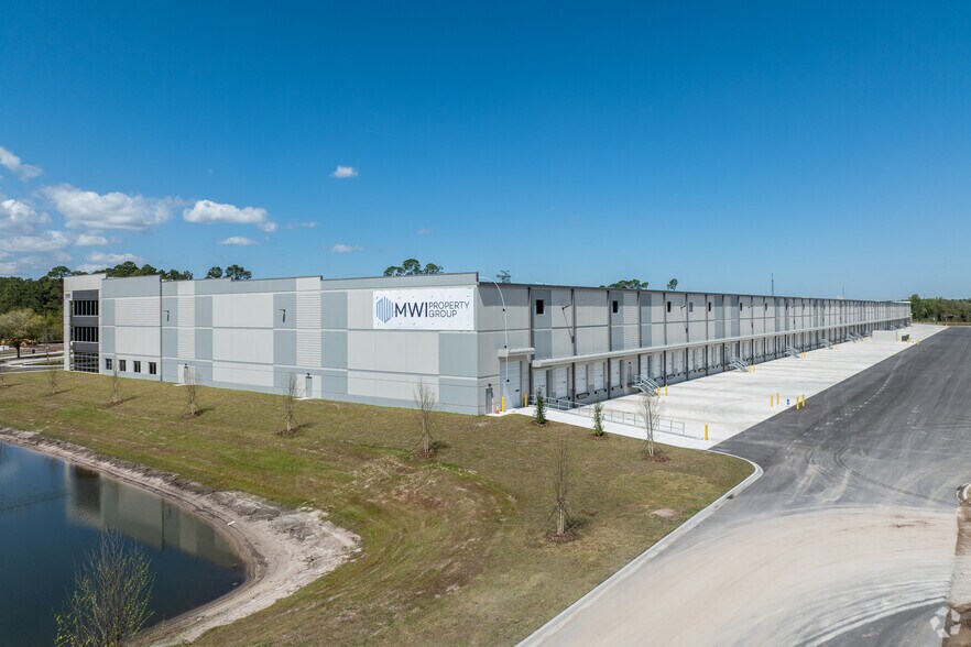More Photos Of 9395 Pritchard Rd, Jacksonville Warehouse For Sale