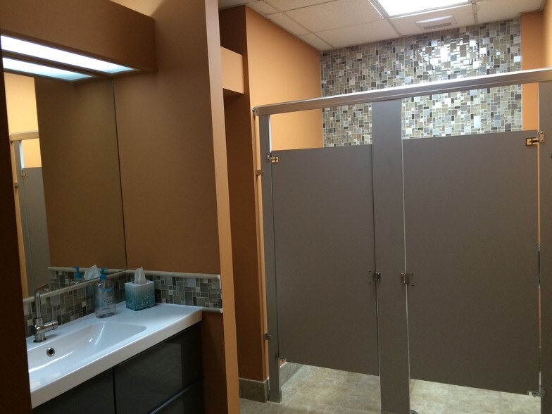 More Photos Of 3401 W Cypress St, Tampa Office For Lease