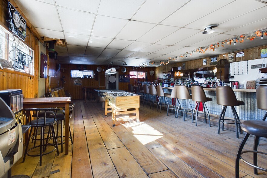 More Photos Of 213and 233 Main st, Roy Restaurant For Sale