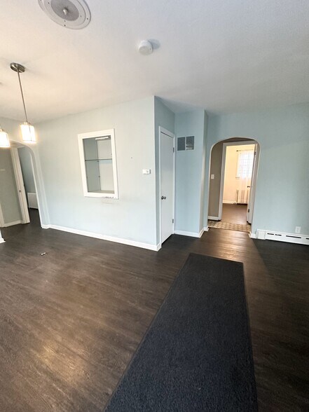 More Photos Of 2600 N Park Rd, Connersville Flex For Sale