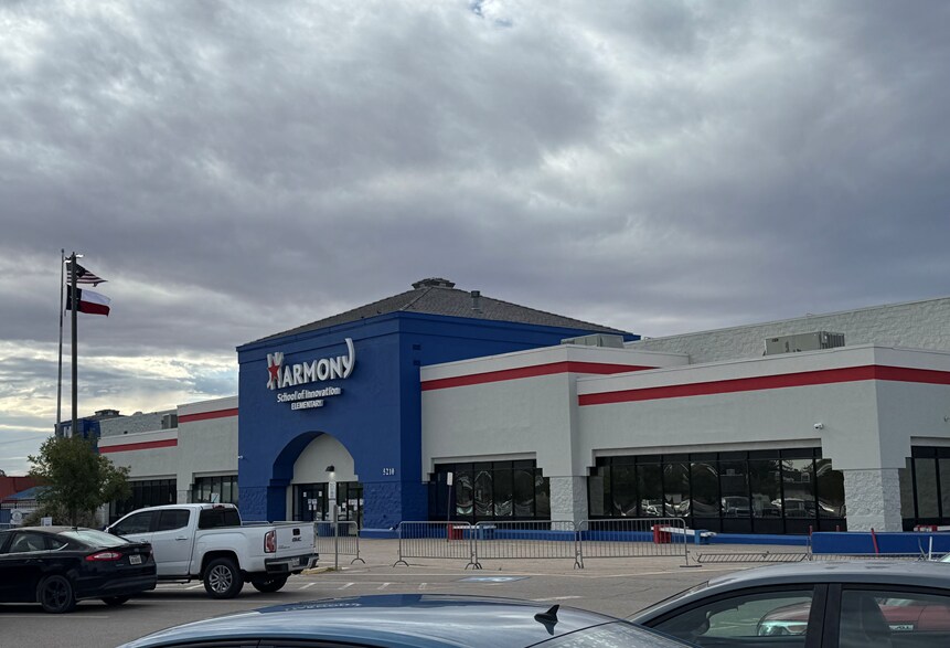 More Photos Of 10060 Rushing Rd, El Paso Unknown For Lease