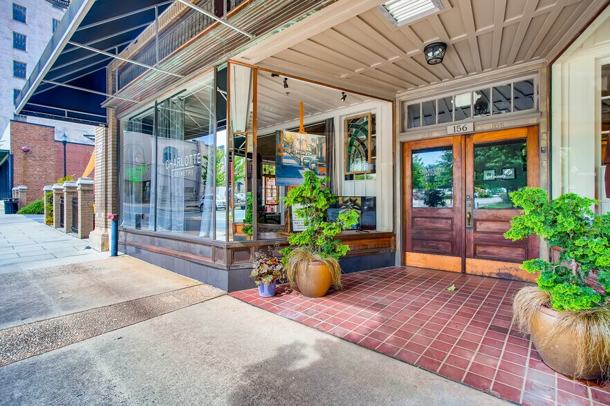 More Photos Of 148-162 S South St, Gastonia Storefront Retail Office For Lease