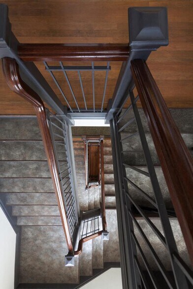 More Photos Of 21 S California St, Ventura Office For Lease