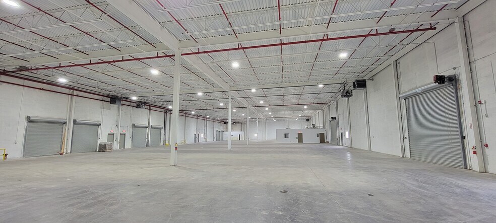 More Photos Of 9 Tarkett Dr, New Windsor Township Distribution For Lease