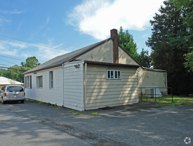 More Photos Of 2009 Pulaski Hwy, Edgewood Office For Sale