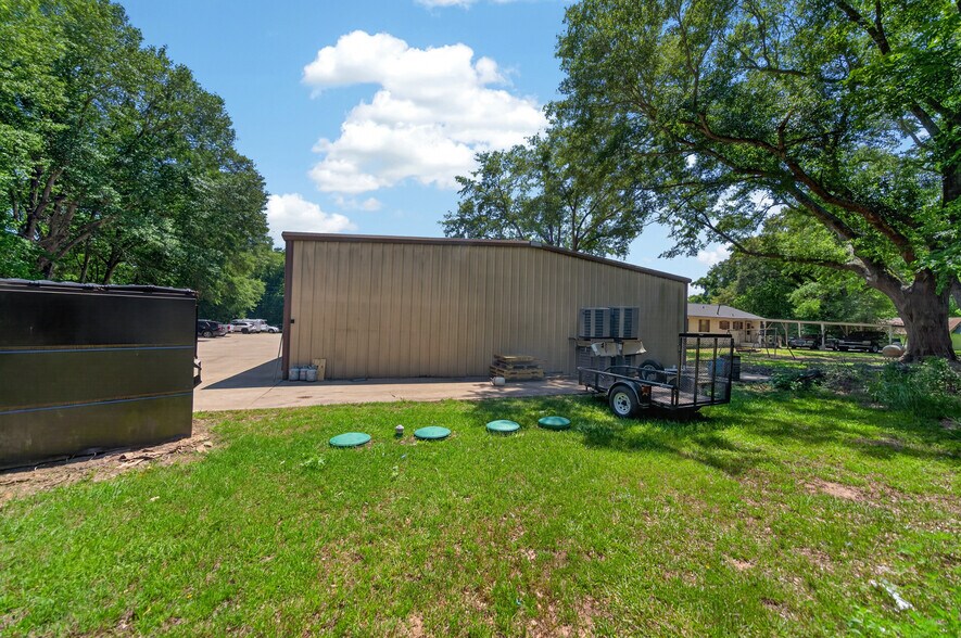 More Photos Of 3484 FM 2813, Flint Warehouse For Sale