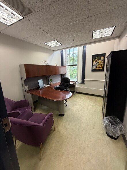 More Photos Of 132 Grand St, Waterbury Office For Lease