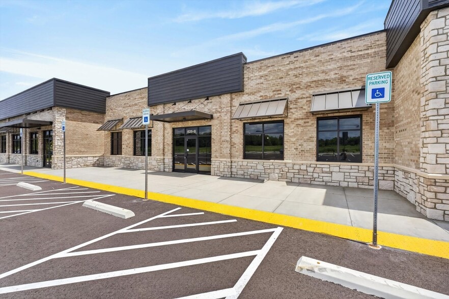 More Photos Of 625 Hornbuckle Rd, Clarksville Healthcare For Lease