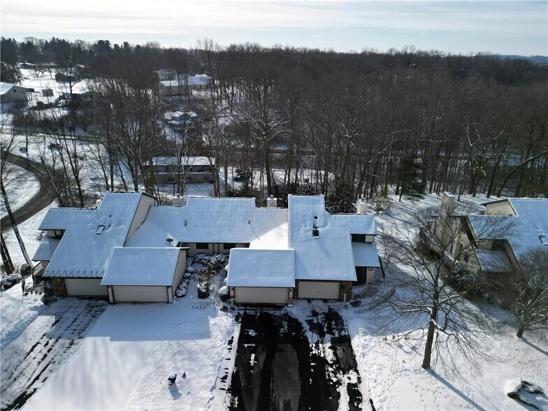 More Photos Of 108 Oak Dr, Saxonburg Apartments For Sale