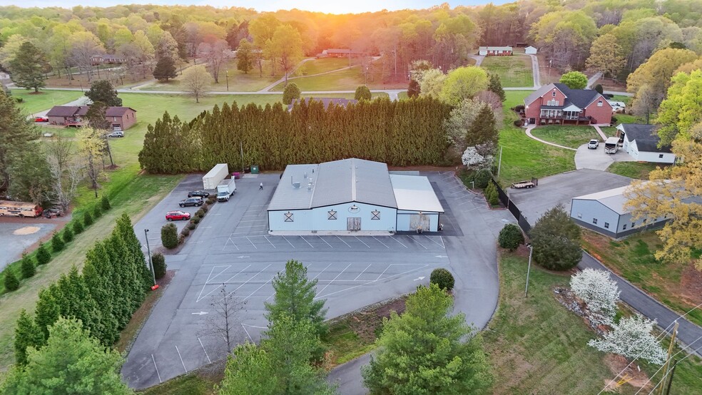 More Photos Of 2929 Hedrick Mill Rd, Lexington Lodge Meeting Hall For Sale