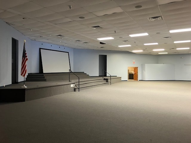 More Photos Of 4612 N 56th St, Tampa Research And Development For Lease