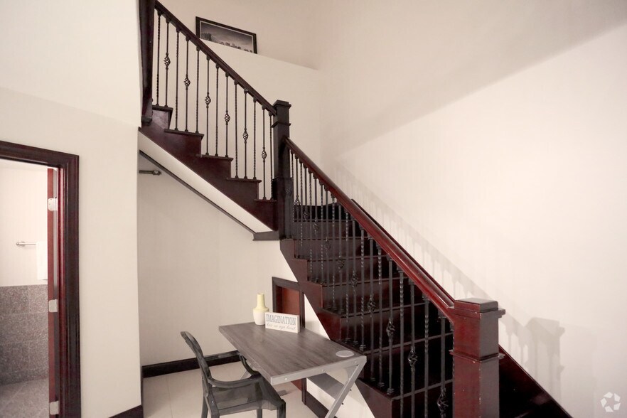 More Photos Of 1014-1024 Locust St, Saint Louis Apartments For Sale