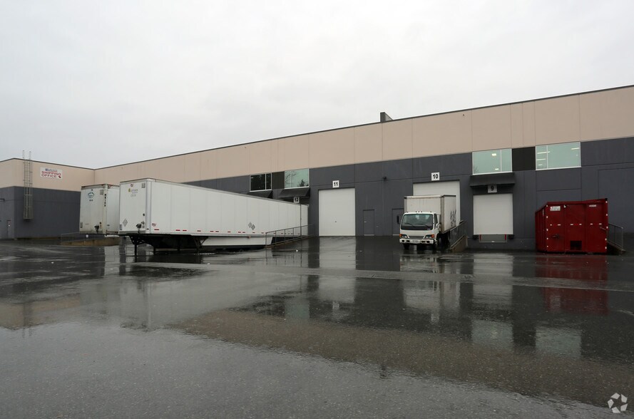 More Photos Of 19100 Airport Way, Pitt Meadows Warehouse For Lease