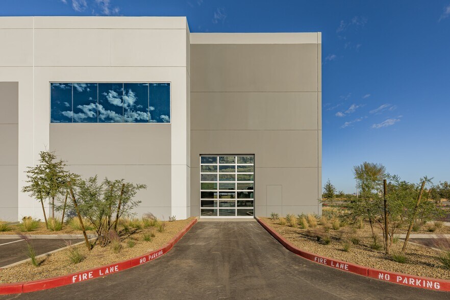 More Photos Of Bell Rd & 19th Ave, Phoenix Unknown For Lease