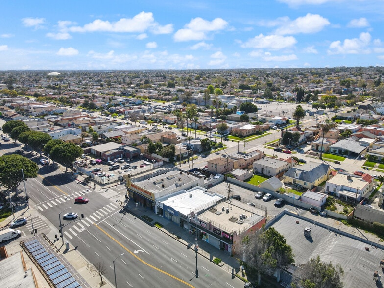 More Photos Of 2214-2218 W Florence Ave, Los Angeles Storefront For Lease