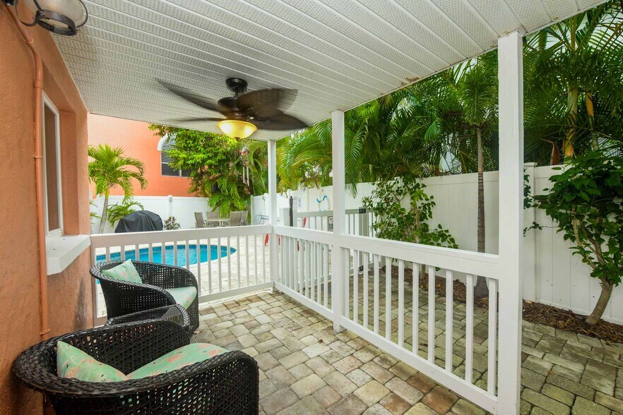 More Photos Of 308 Canal Rd, Siesta Key Apartments For Sale