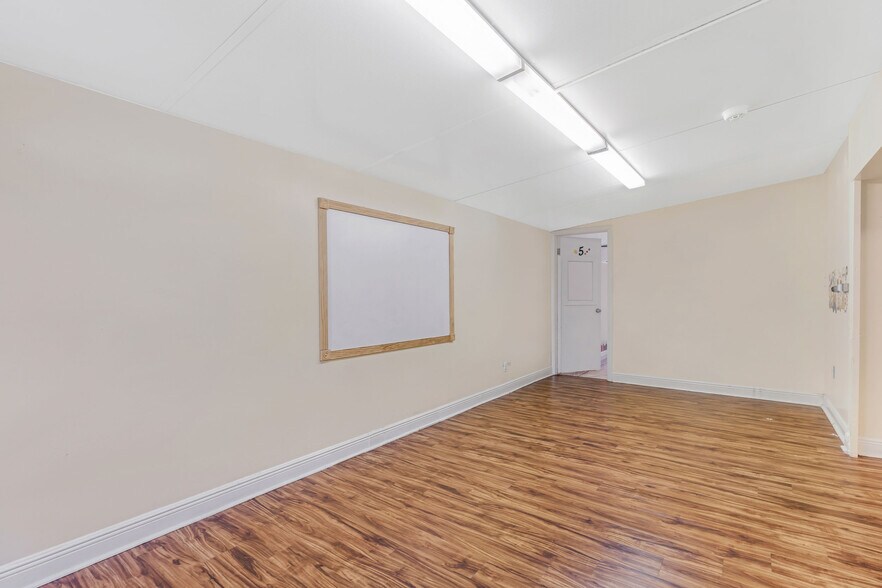 More Photos Of 3521 E 4th Ave, Hialeah Daycare Center For Sale