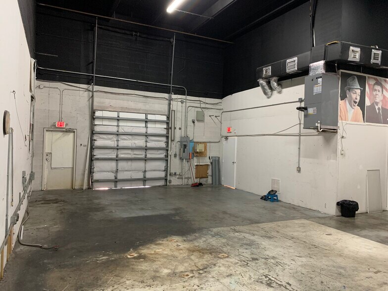 More Photos Of 8125 NW 74th Ave, Medley Warehouse For Sale