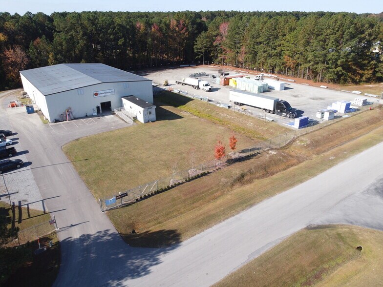 More Photos Of 1037 Taylors Creek Dr, Greenville Warehouse For Lease