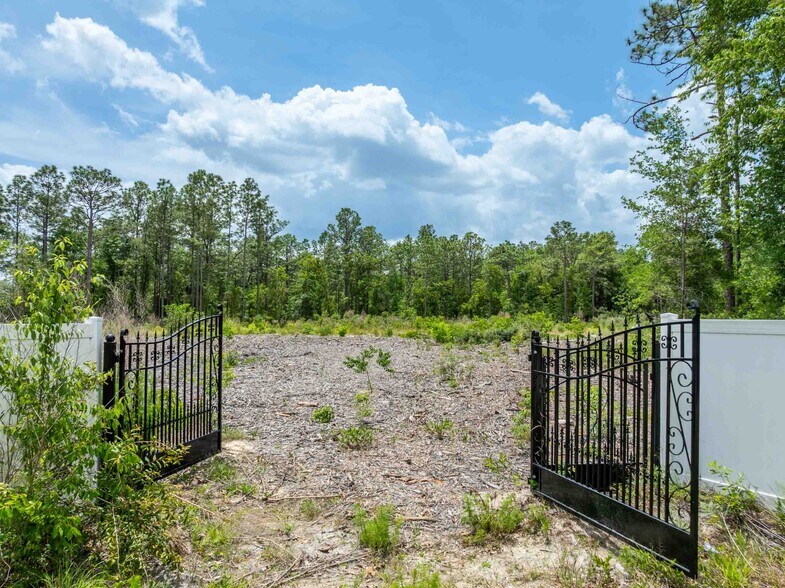 More Photos Of 15022 Gar Street, Spring Hill Land For Sale