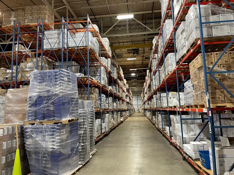 More Photos Of 385 Long Hill Rd, Guilford Warehouse For Lease