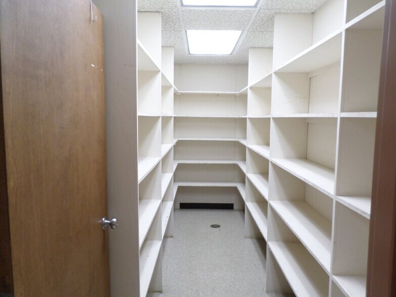 More Photos Of 1240 State Route 307, Lake Winola Office For Sale