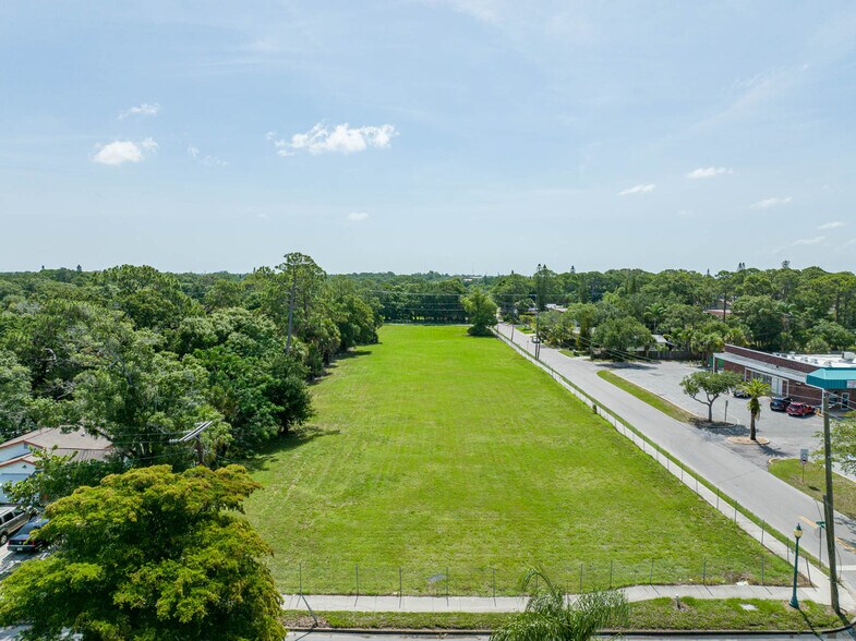 More Photos Of 414 N Lime Ave, Sarasota Land For Sale