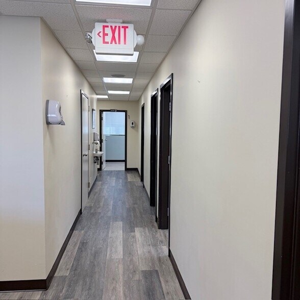 More Photos Of 2202 N Berkshire Rd, Charlottesville Medical For Sale