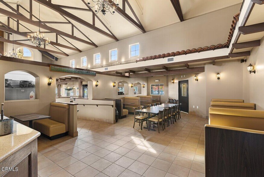 More Photos Of 125 S 10th St, Santa Paula Restaurant For Lease