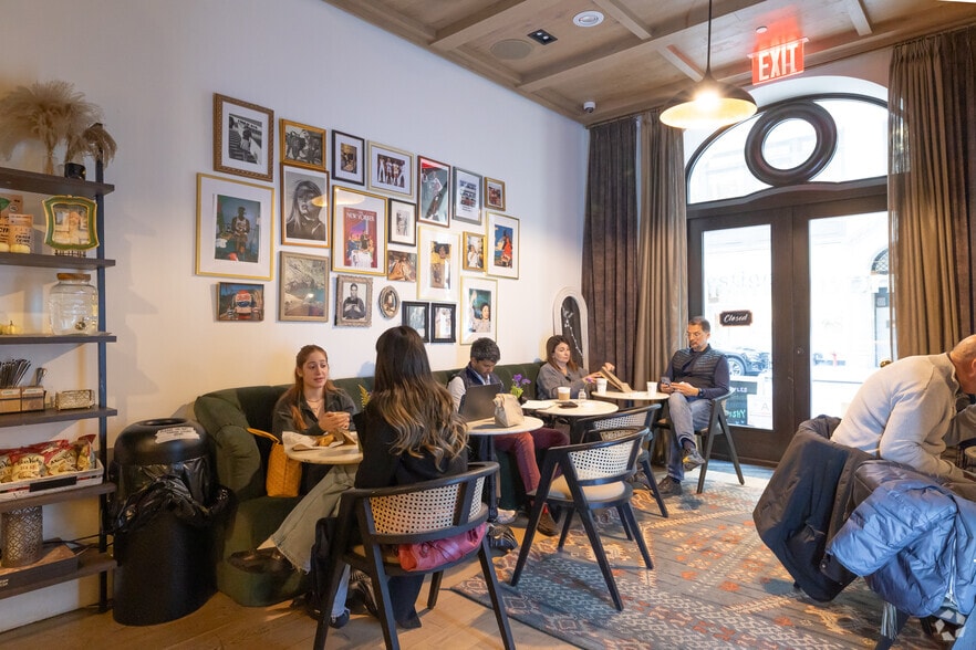 More Photos Of 34 E 32nd St, New York Hotel For Sale