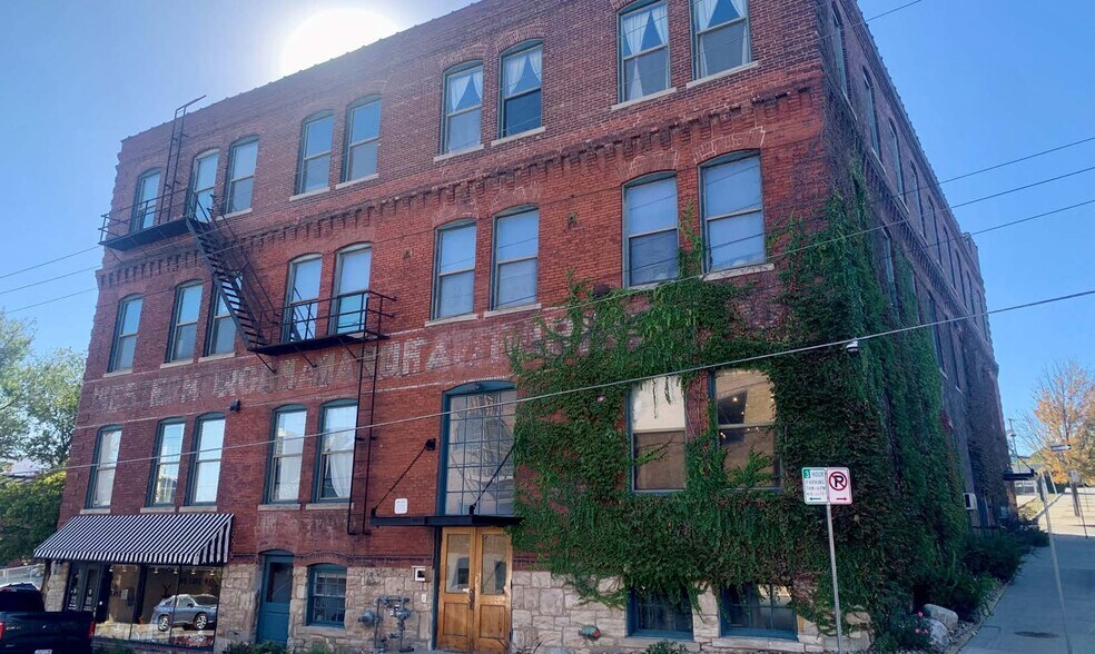 More Photos Of 1800 Central St, Kansas City Office Residential For Sale