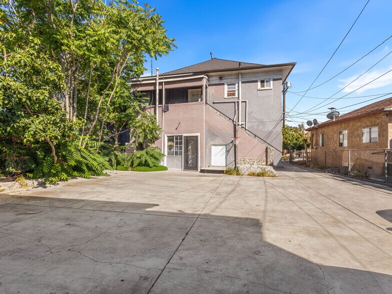 More Photos Of 667-669 N Boyle Ave, Los Angeles Apartments For Sale