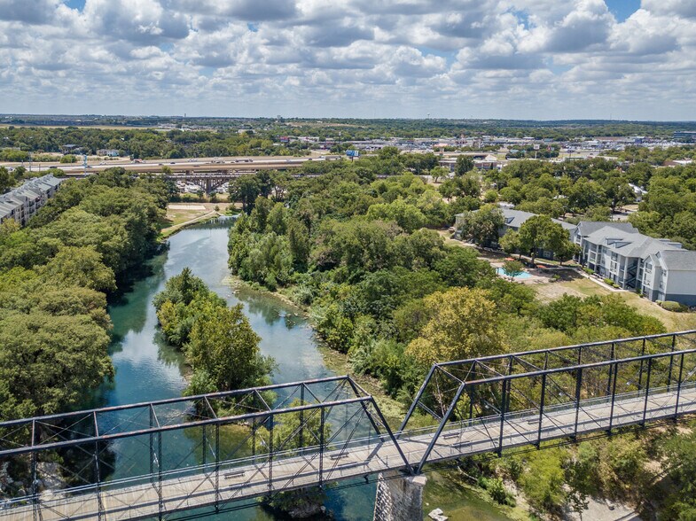 More Photos Of 1045 Sanger Ave, New Braunfels Apartments For Sale