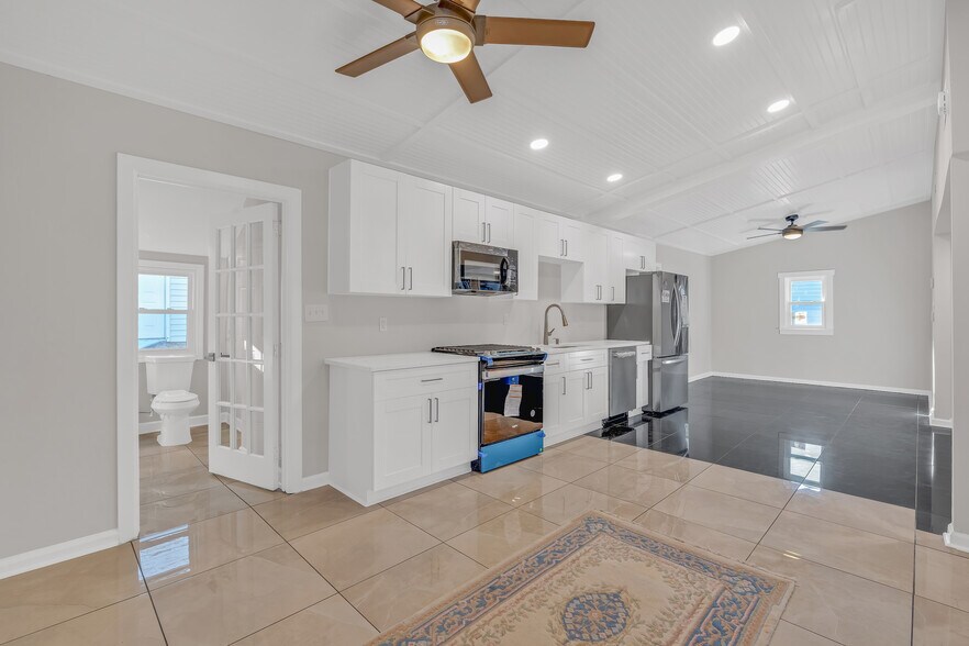 More Photos Of , Marietta Unknown For Sale