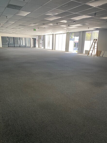 More Photos Of 1060 Terra Bella Ave, Mountain View Research And Development For Lease