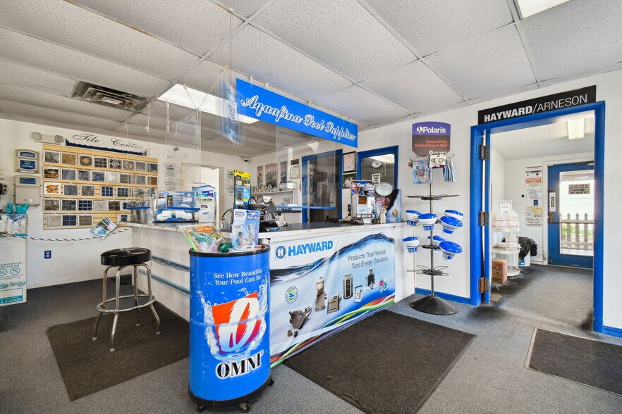 More Photos Of 5146 Marine Pky, New Port Richey Storefront Retail Office For Sale