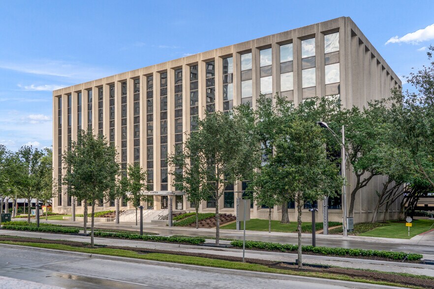 More Photos Of 2801 Post Oak Blvd, Houston Office For Lease