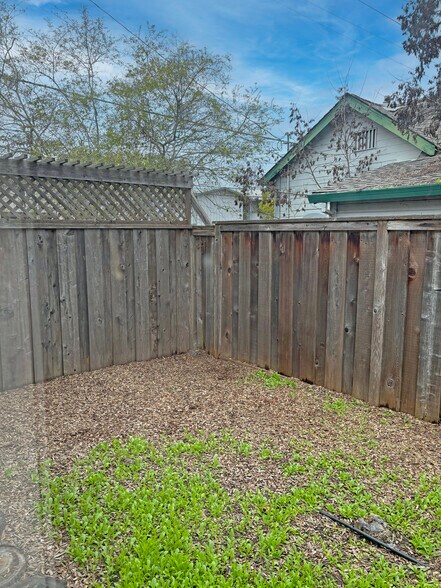 More Photos Of 456 South E St, Santa Rosa Office Residential For Lease