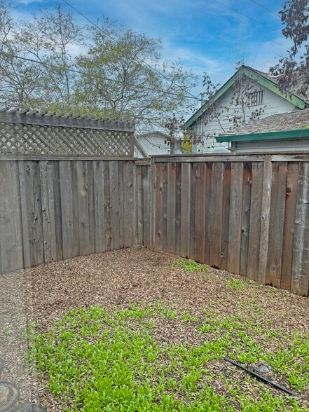 More Photos Of 456 South E St, Santa Rosa Office Residential For Sale