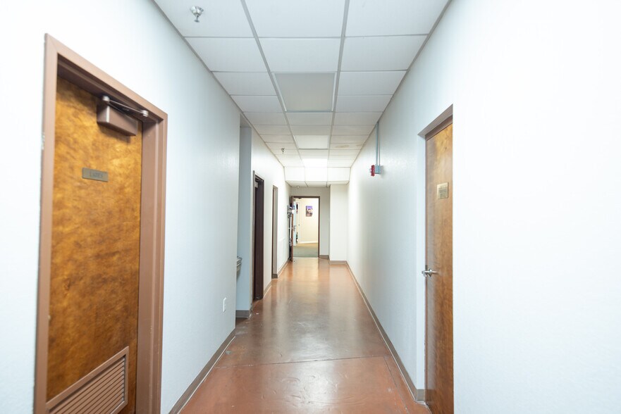 More Photos Of 6990 142nd Ave, Largo Religious Facility For Sale