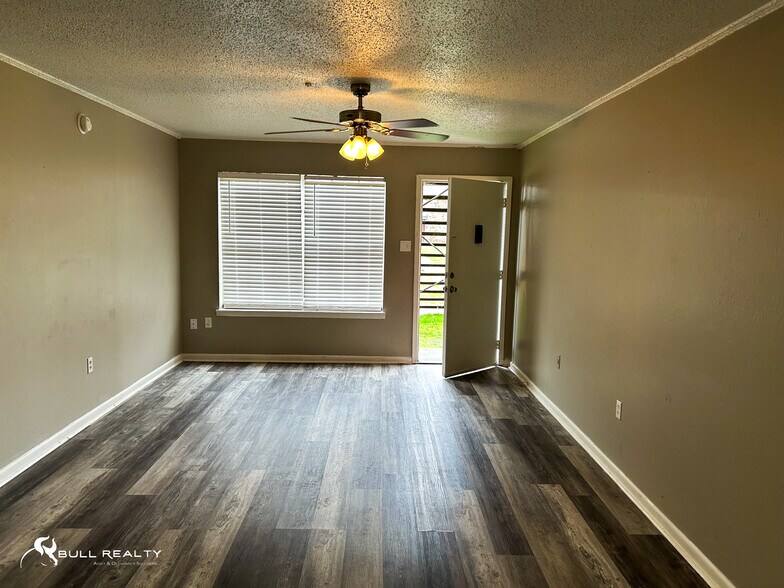 More Photos Of 317 Guilbeau Rd, Lafayette Apartments For Sale