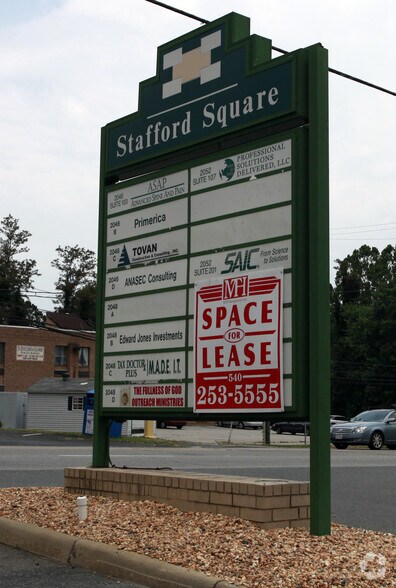 More Photos Of 2046-2048 Jefferson Davis Hwy, Stafford Office For Lease