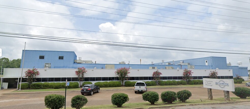 Primary Photo Of 400 N Dupree Ave, Brownsville Distribution For Lease